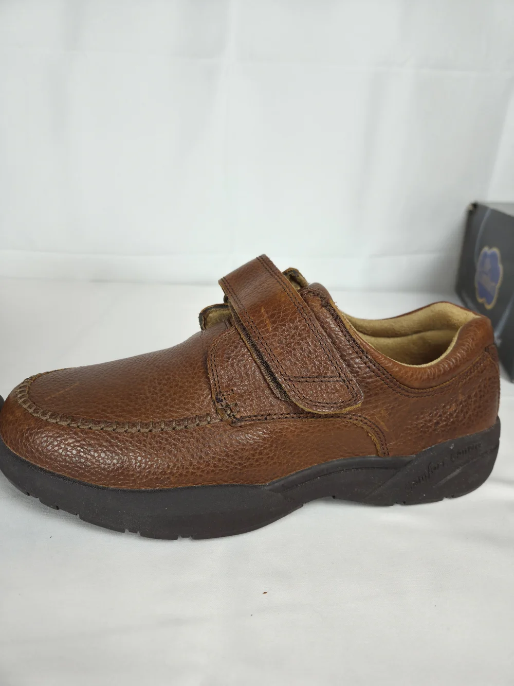 Men’s Chestnut Leather Derby Shoes. New... 11 Wide.
